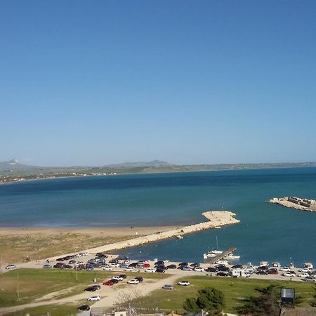 La Bussola Hotell Porto Palo Eksteriør bilde