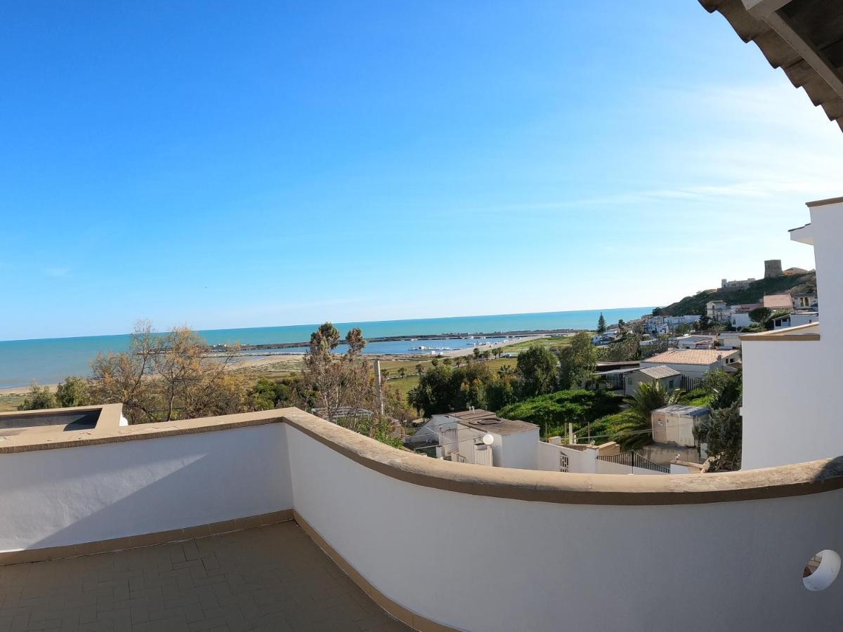 La Bussola Hotell Porto Palo Eksteriør bilde