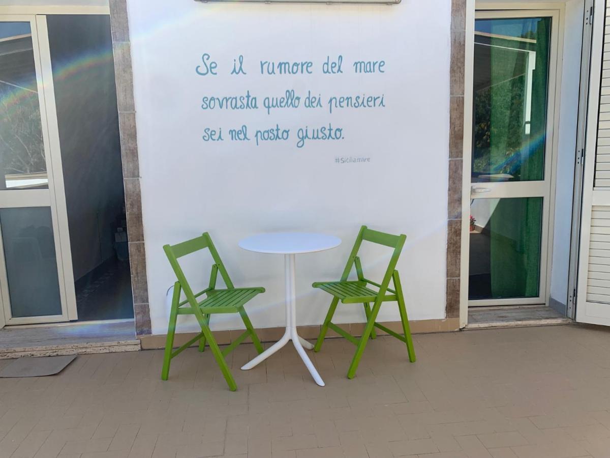 La Bussola Hotell Porto Palo Eksteriør bilde
